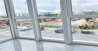 Панорамное остекление балкона Реж цена от 11 тыс. руб. м/п.