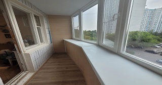 Застеклить лоджию Реж цена от 9763 руб. м/п. за 50 часов